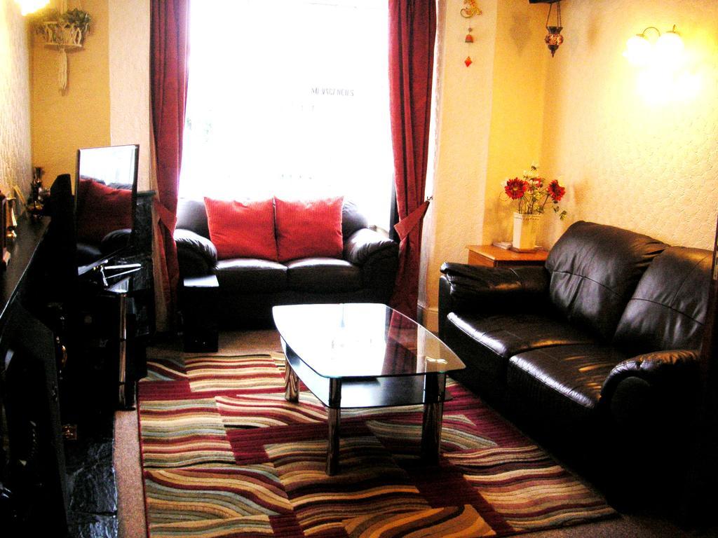 Ty Newydd Guest House Trefriw Екстер'єр фото